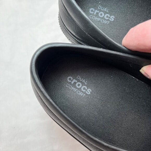 Crocs Mens Black On the Clock Dual Comfort Slip-Resistant Work Clogs 10 - Picture 2 of 11